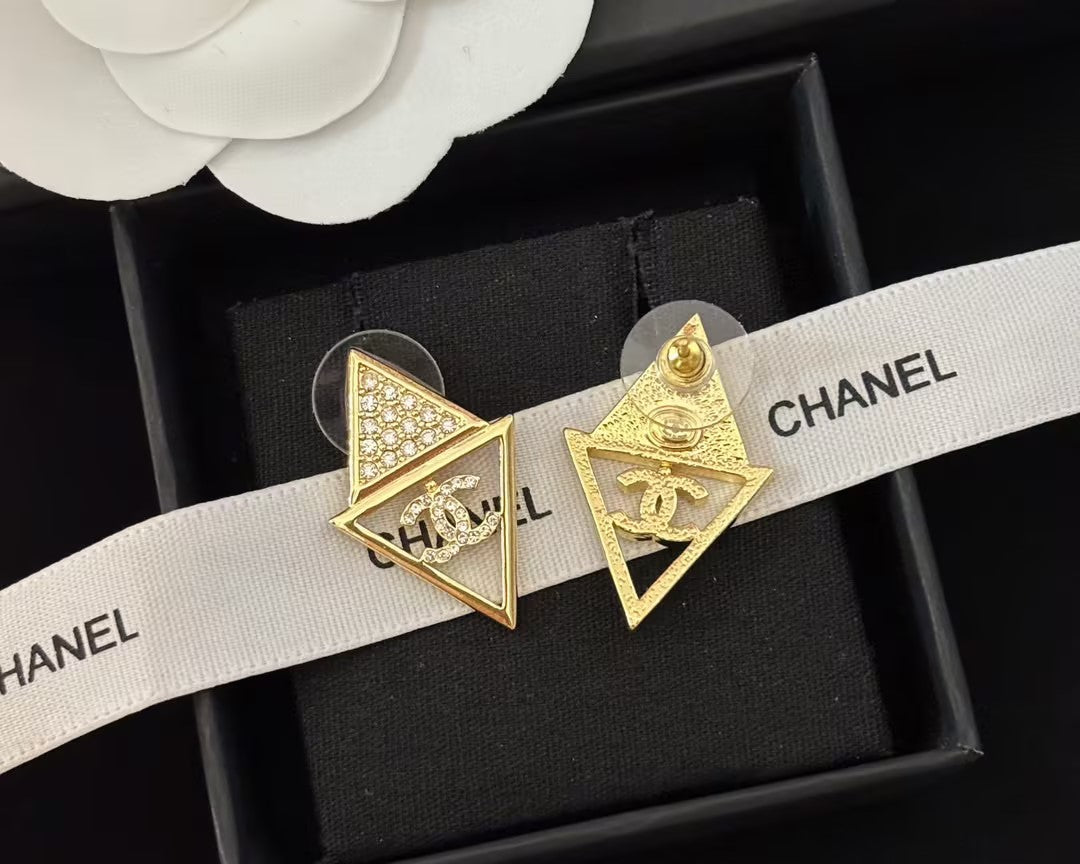 WDYW丨Designer Replica Chan** Full Diamond Triangle Series Earrings